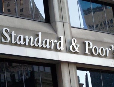 Μετά την Ελλάδα ο S&P αναβάθμισε και τις 4 κορυφαίες ελληνικές τράπεζες